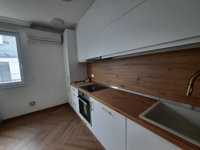 Eladó lakás Budapest VI. kerület 85 nm