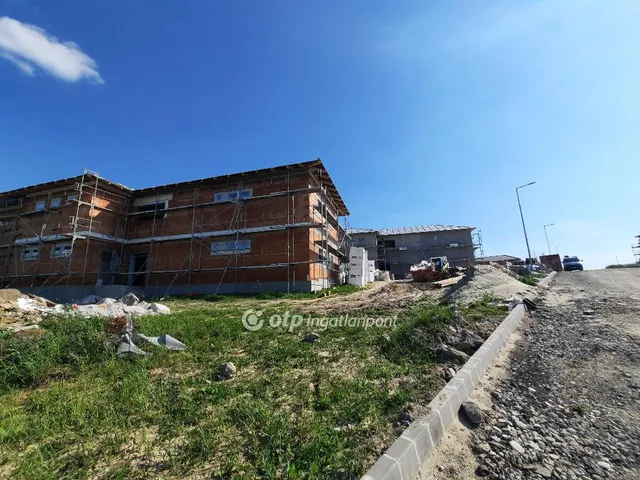 Eladó lakás Mende 61 nm