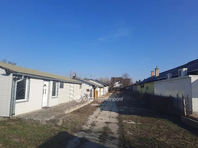 Eladó telek Monor 1079 nm