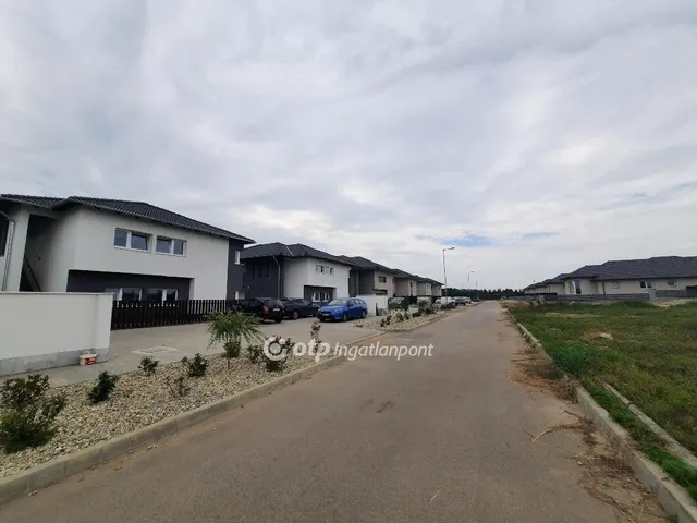 Eladó lakás Mende 44 nm