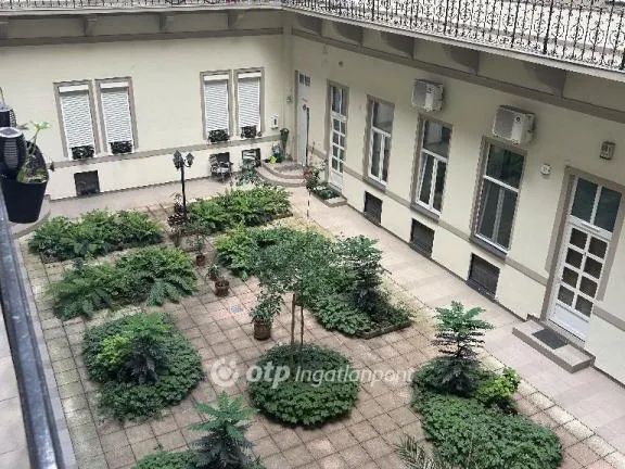 Eladó lakás Budapest VI. kerület, Nagykörúton kívüli terület 37 nm