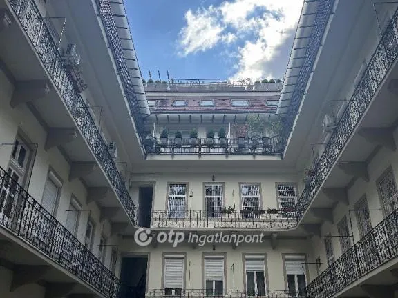 Eladó lakás Budapest VI. kerület, Nagykörúton kívüli terület 37 nm