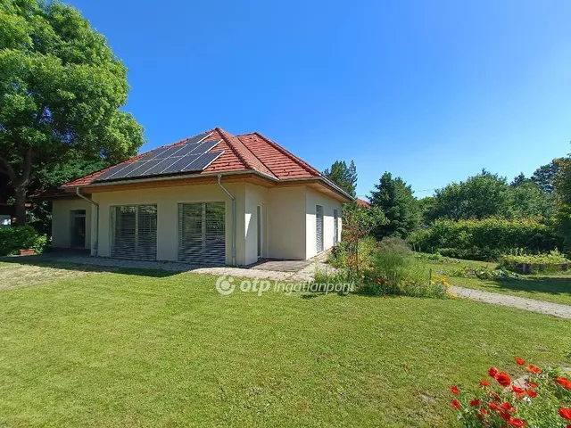 Eladó ház Ócsa 135 nm
