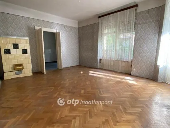 Eladó lakás Budapest XI. kerület 113 nm