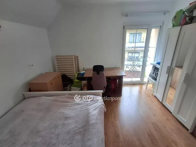Eladó ház Budapest XVI. kerület, Sashalom 270 nm