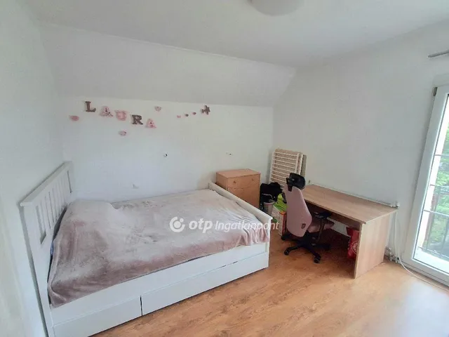 Eladó ház Budapest XVI. kerület, Sashalom 270 nm