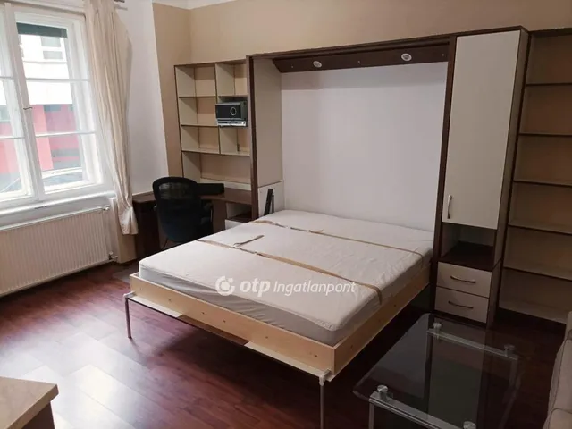 Eladó lakás Budapest XII. kerület, Németvölgy 32 nm