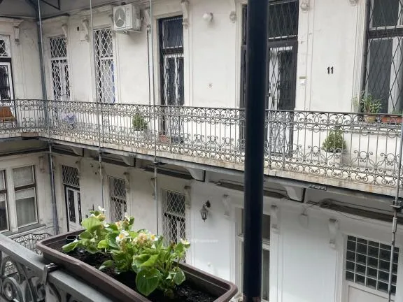 Eladó lakás Budapest VI. kerület 103 nm
