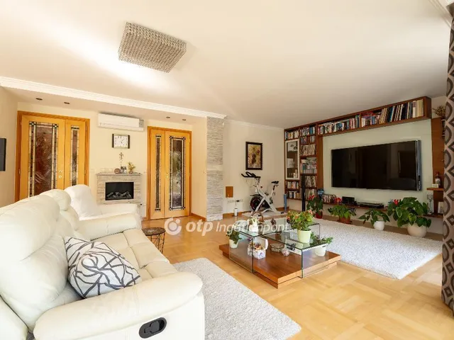 Eladó lakás Budapest II. kerület, Törökvész 215 nm