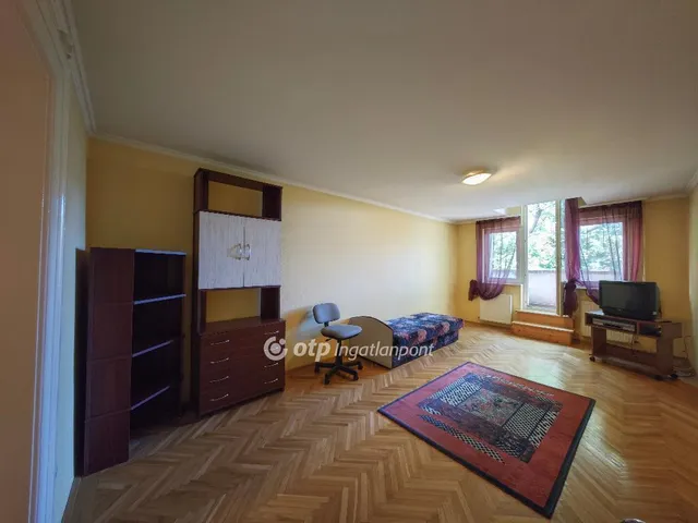 Eladó ház Budapest XVI. kerület, Sashalom 250 nm