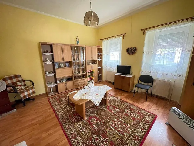 Eladó ház Budapest XX. kerület 141 nm