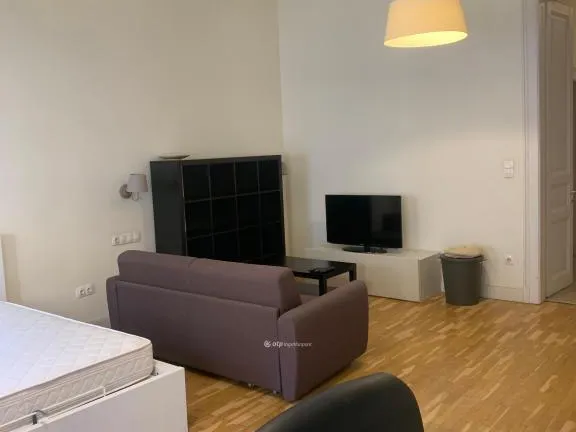 Eladó lakás Budapest VI. kerület 58 nm