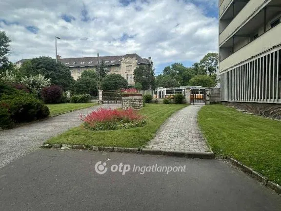 Eladó lakás Budapest XI. kerület, Feneketlen tó 27 nm