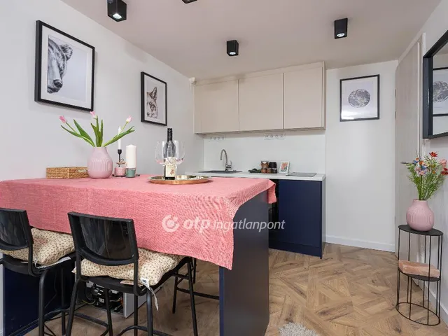 Eladó lakás Budapest VI. kerület, Nagykörúton belüli terület 36 nm