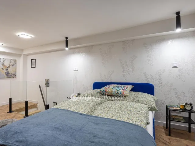 Eladó lakás Budapest VI. kerület, Nagykörúton belüli terület 36 nm