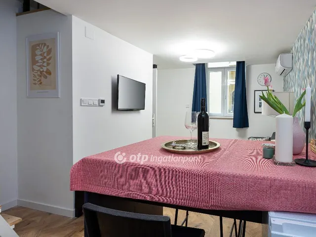 Eladó lakás Budapest VI. kerület, Nagykörúton belüli terület 36 nm