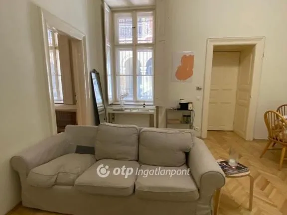 Eladó lakás Budapest V. kerület 49 nm