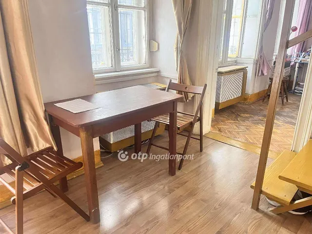 Eladó lakás Budapest VI. kerület, Nagykörúton kívüli terület 46 nm