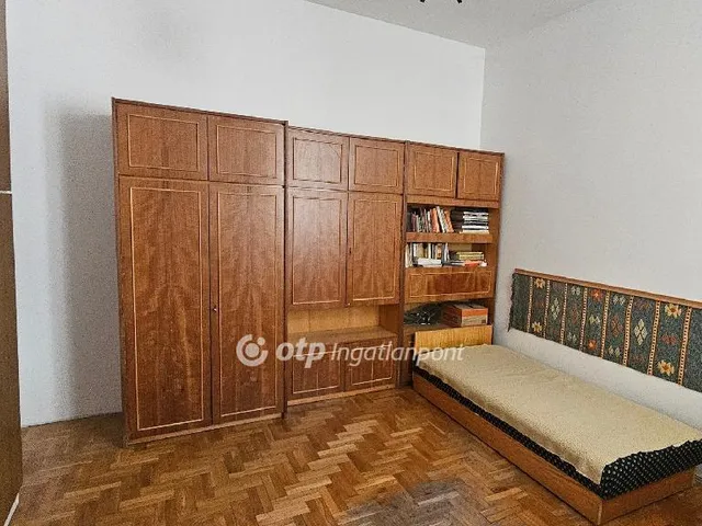 Eladó lakás Budapest V. kerület 70 nm