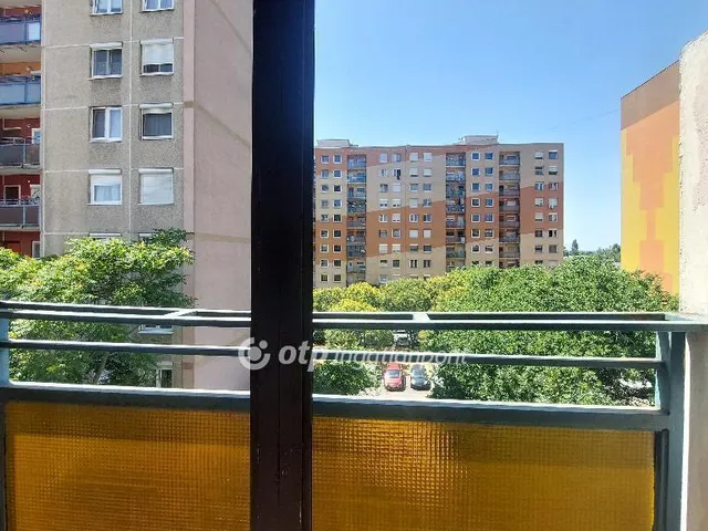 Eladó lakás Budapest X. kerület, Újhegy 49 nm