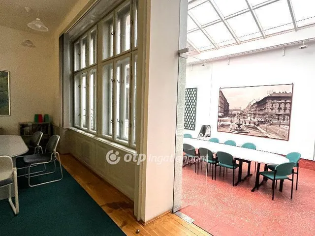 Eladó lakás Budapest V. kerület, Belváros 300 nm