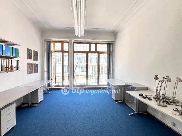 Eladó lakás Budapest V. kerület, Belváros 300 nm