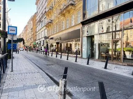 Eladó lakás Budapest V. kerület, Belváros 300 nm