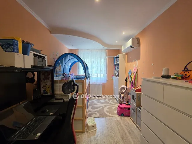 Eladó lakás Budapest X. kerület, Újhegy 68 nm