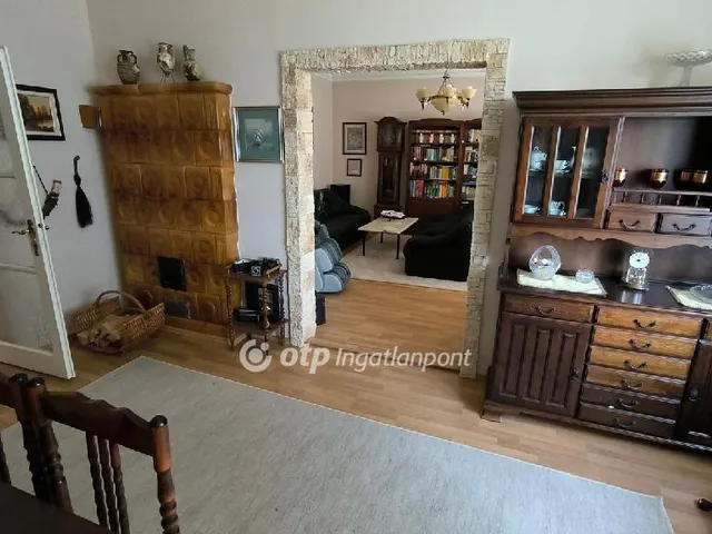 Eladó ház Budapest XXII. kerület, Budatétény 260 nm