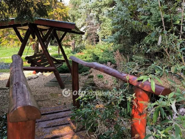 Eladó ház Budapest XXII. kerület, Budatétény 260 nm