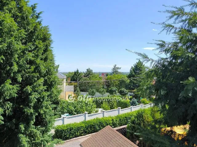 Eladó ház Budapest XXII. kerület, Budatétény 260 nm