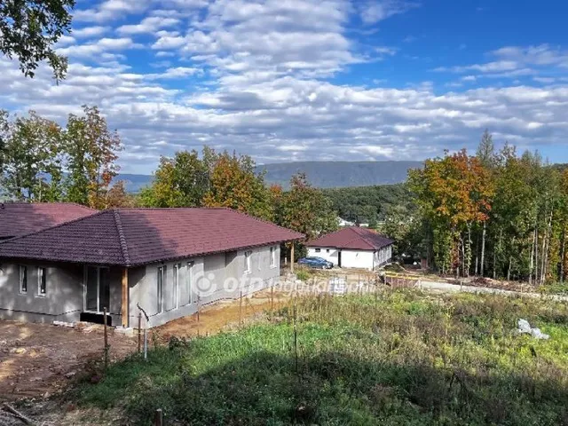 Eladó lakás Pilisjászfalu 108 nm