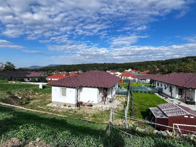 Eladó lakás Pilisjászfalu 108 nm