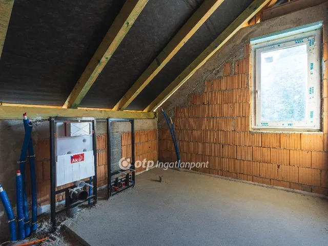 Eladó ház Kápolnásnyék 122 nm