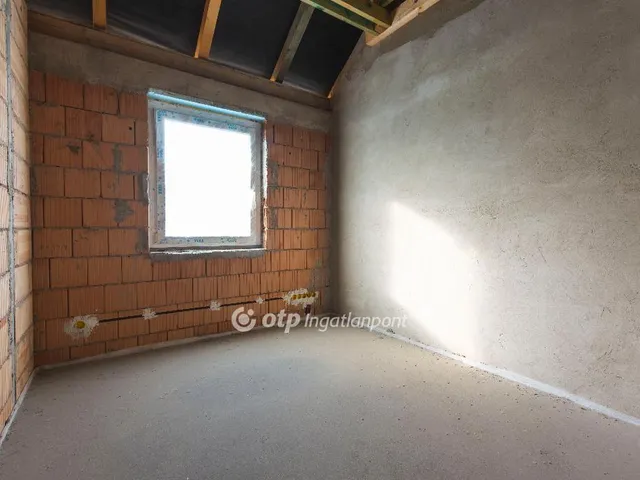 Eladó ház Kápolnásnyék 122 nm