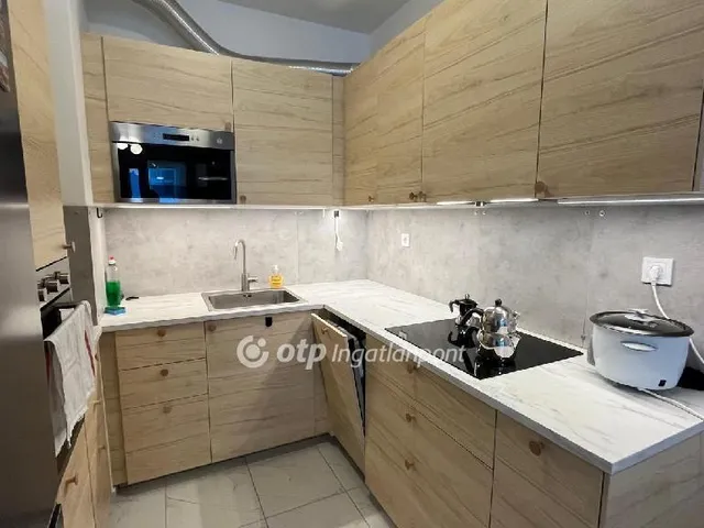 Eladó lakás Budapest III. kerület 47 nm