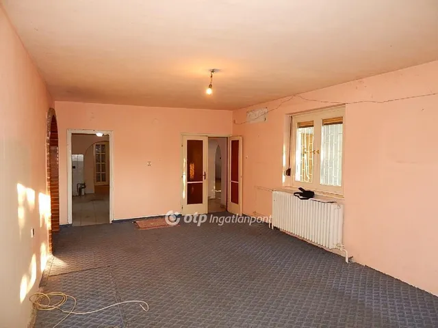 Eladó ház Páty 246 nm