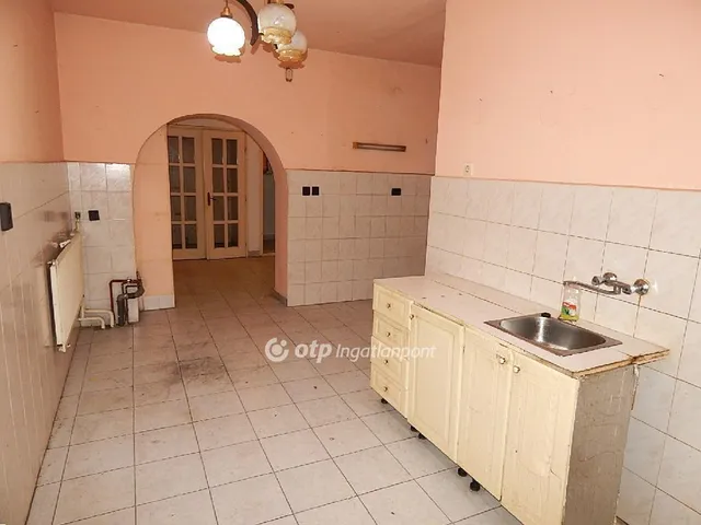 Eladó ház Páty 246 nm