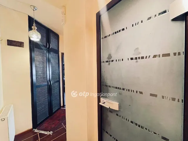 Eladó lakás Budapest VI. kerület 83 nm