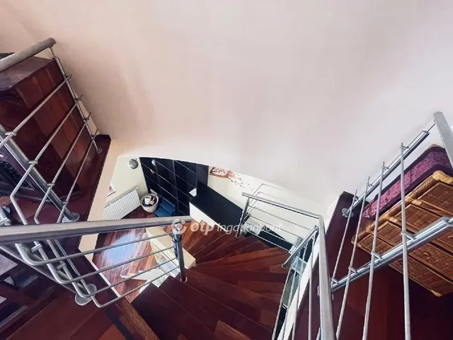 Eladó lakás Budapest VI. kerület 83 nm