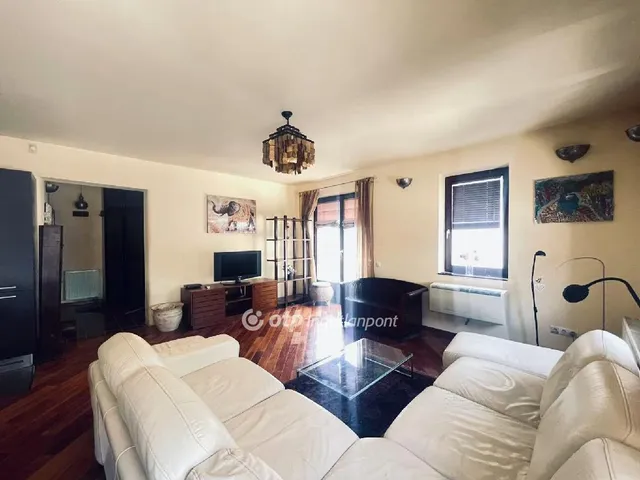 Eladó lakás Budapest VI. kerület 83 nm