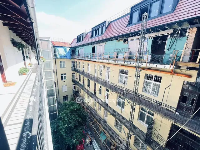 Eladó lakás Budapest VI. kerület 83 nm