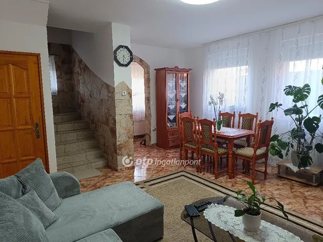 Eladó ház Szigethalom 74 nm
