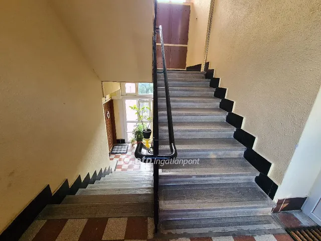 Eladó lakás Budapest IX. kerület, József Attila lakótelep 39 nm