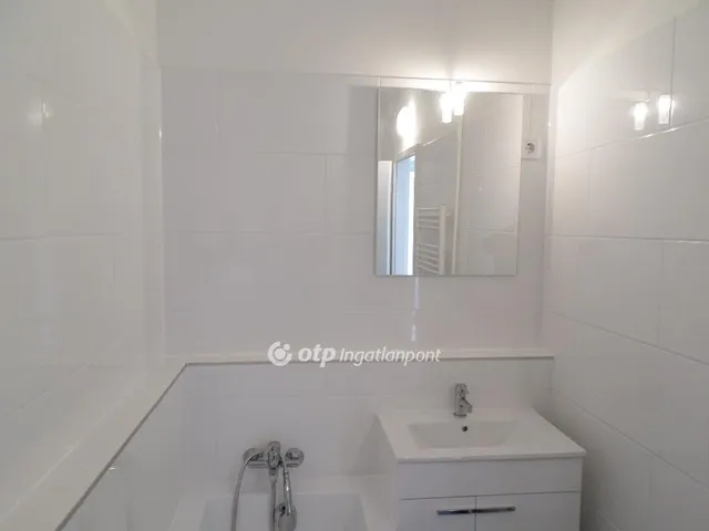 Eladó lakás Tököl 54 nm