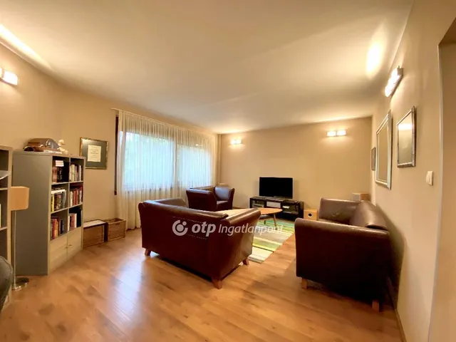 Eladó lakás Budapest IV. kerület, Káposztásmegyer 82 nm