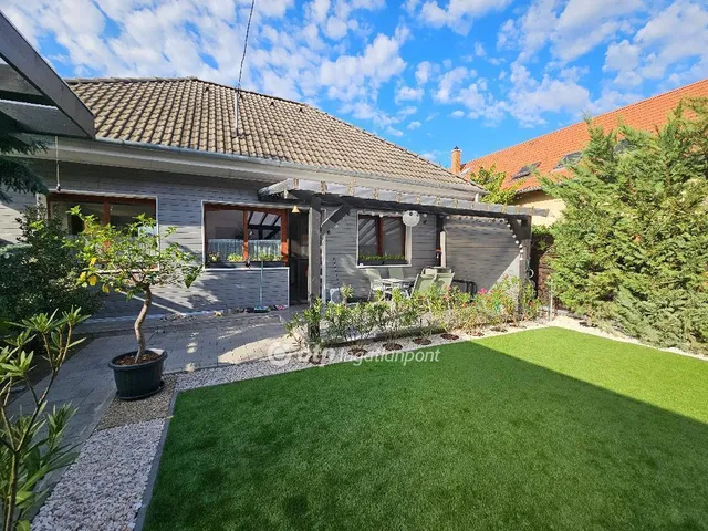 Eladó ház Gyál, Gyálszőlő 217 nm