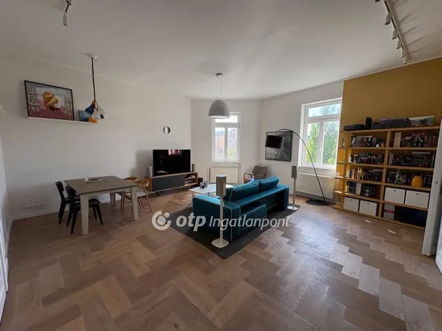 Eladó lakás Budapest I. kerület 140 nm