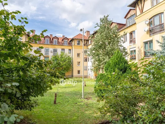 Eladó lakás Budapest XVIII. kerület, Halomi úti ltp 91 nm