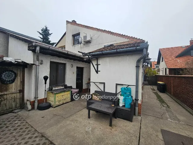 Eladó ház Budapest XIX. kerület, Kertváros 140 nm